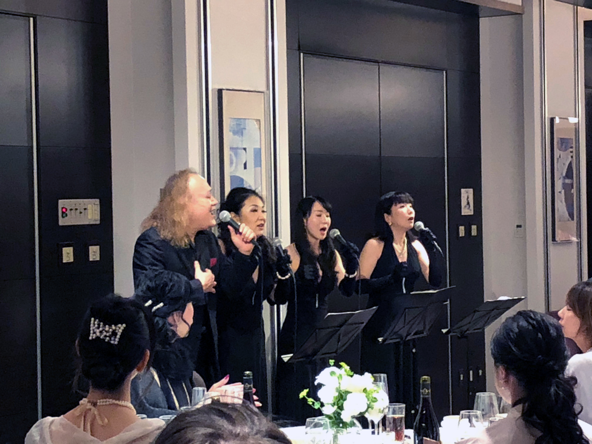 結婚式、パーティーに生演奏をコーディネート。音楽の広場